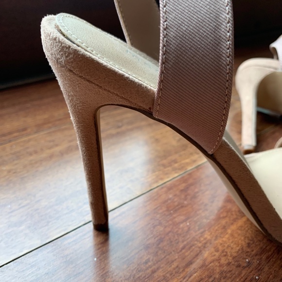 MADDEN GIRL Women's 4" Strappy Heel Suede New. Worn Once. Size 8 - Picture 6 of 11